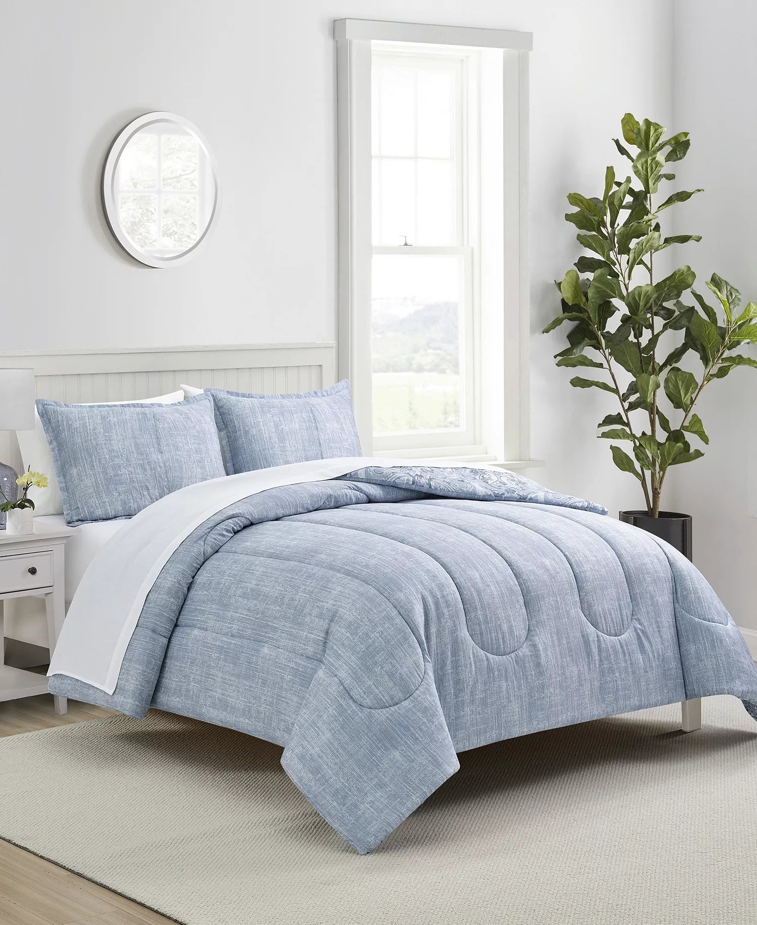 Leah Damask 3-Piece Comforter Set
